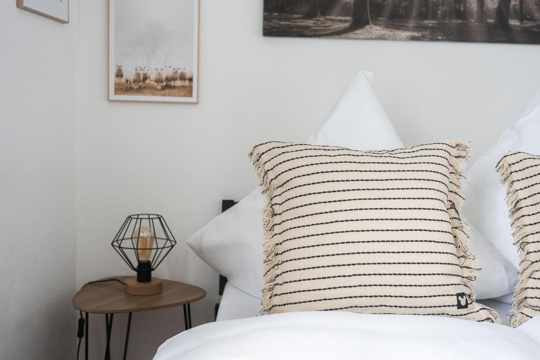 1-4 Gaeste Wohnung W-Lan, Netflix, Amazon, Parken, Arbeitsplatz, 24H Check In ,Vollausgestattet Kueche, Handtuecher Seife U,V,M Fuer Geschaeftsreisende, Paare, Familien , 다텔른 외부 사진