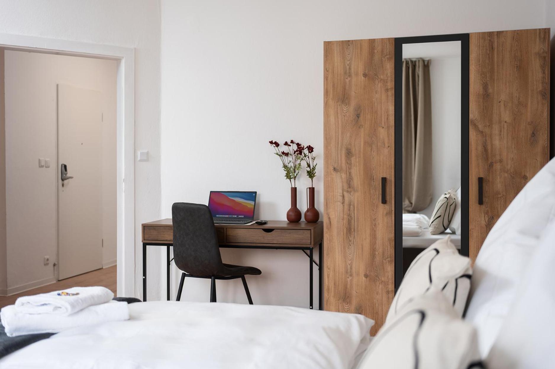 1-4 Gaeste Wohnung W-Lan, Netflix, Amazon, Parken, Arbeitsplatz, 24H Check In ,Vollausgestattet Kueche, Handtuecher Seife U,V,M Fuer Geschaeftsreisende, Paare, Familien , 다텔른 외부 사진